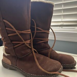 UGG Women's Brown Winter Boots